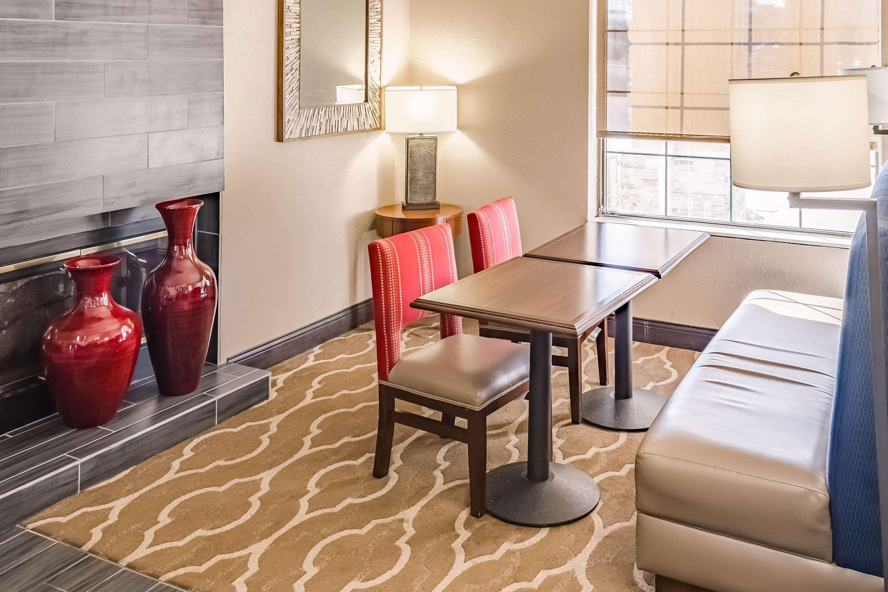 Comfort Suites Hattiesburg Luaran gambar